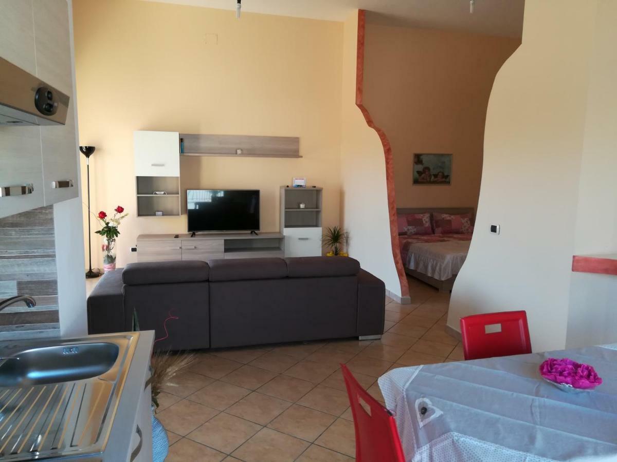 Dolce Casa Sara Villa Collemeto Eksteriør bilde