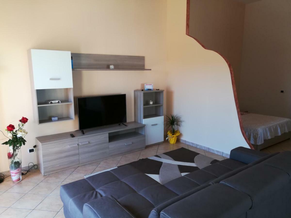 Dolce Casa Sara Villa Collemeto Eksteriør bilde